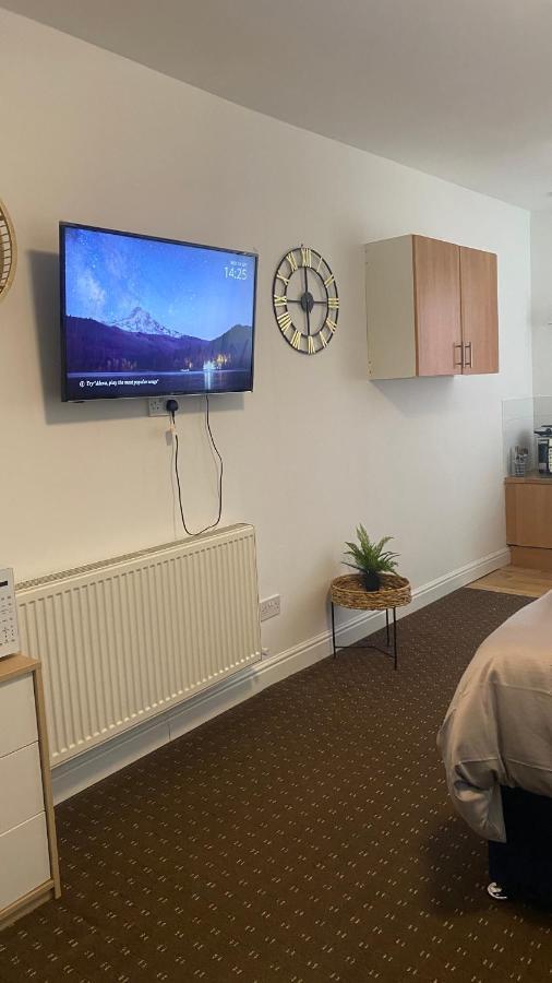 Bv Comfy Studio At Deighton Huddersfield Luaran gambar