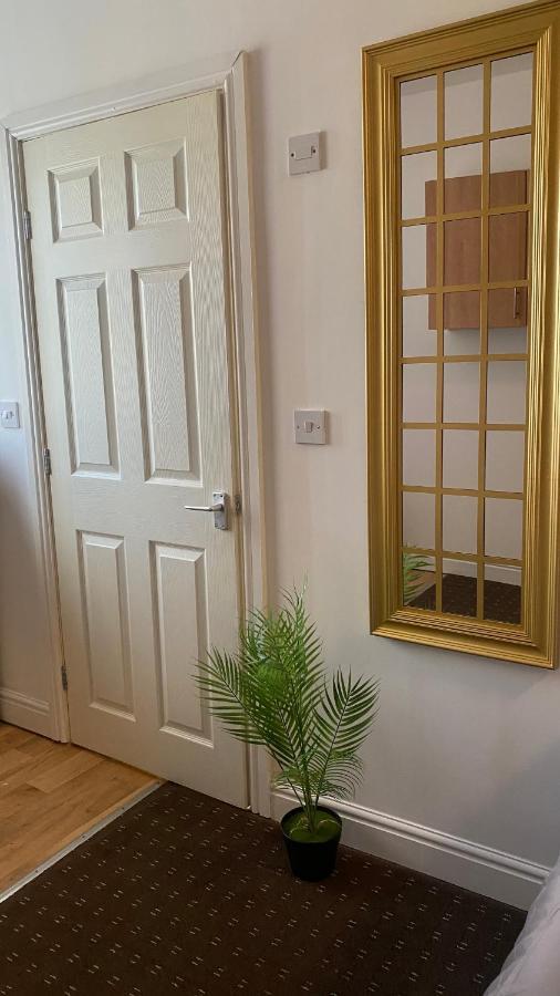 Bv Comfy Studio At Deighton Huddersfield Luaran gambar